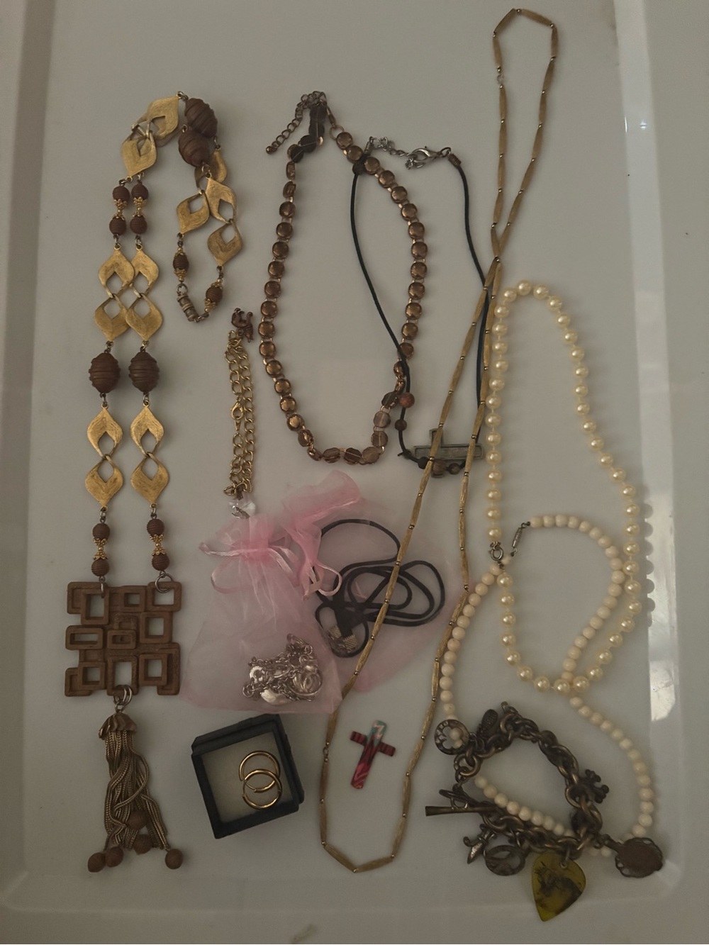 Mixed Women’s Necklace Set in Gold, Brown and Cream in jar